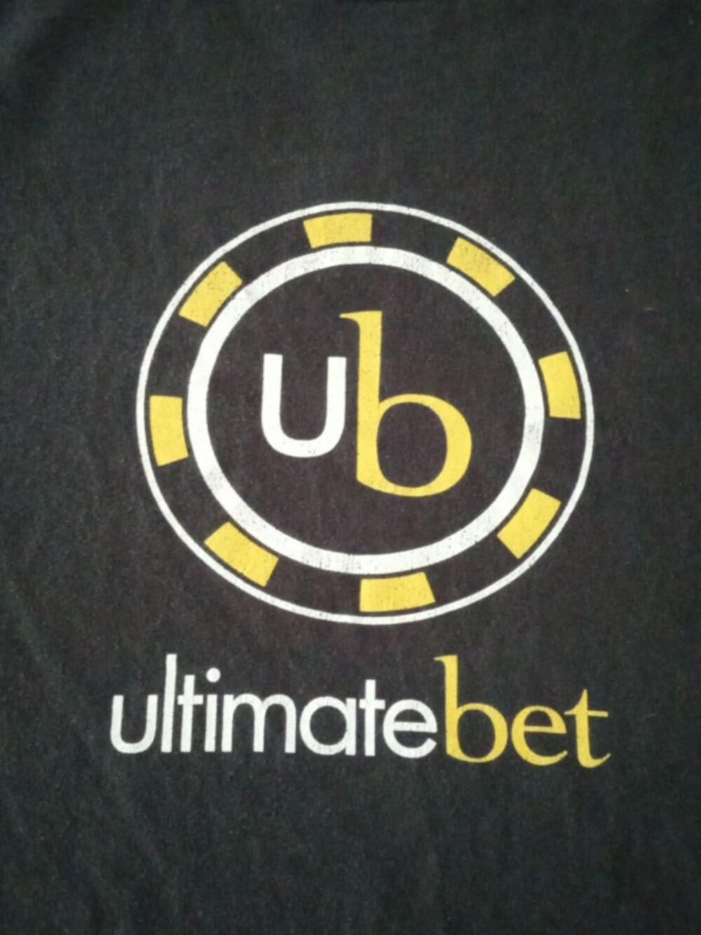 Vintage Distressed Mens Ultimate Bet Online Poker T-shirt .. Collectible Size XL